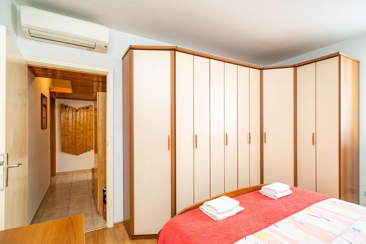 Spacious Three Bedroom Apartment Ragusa Esterno foto