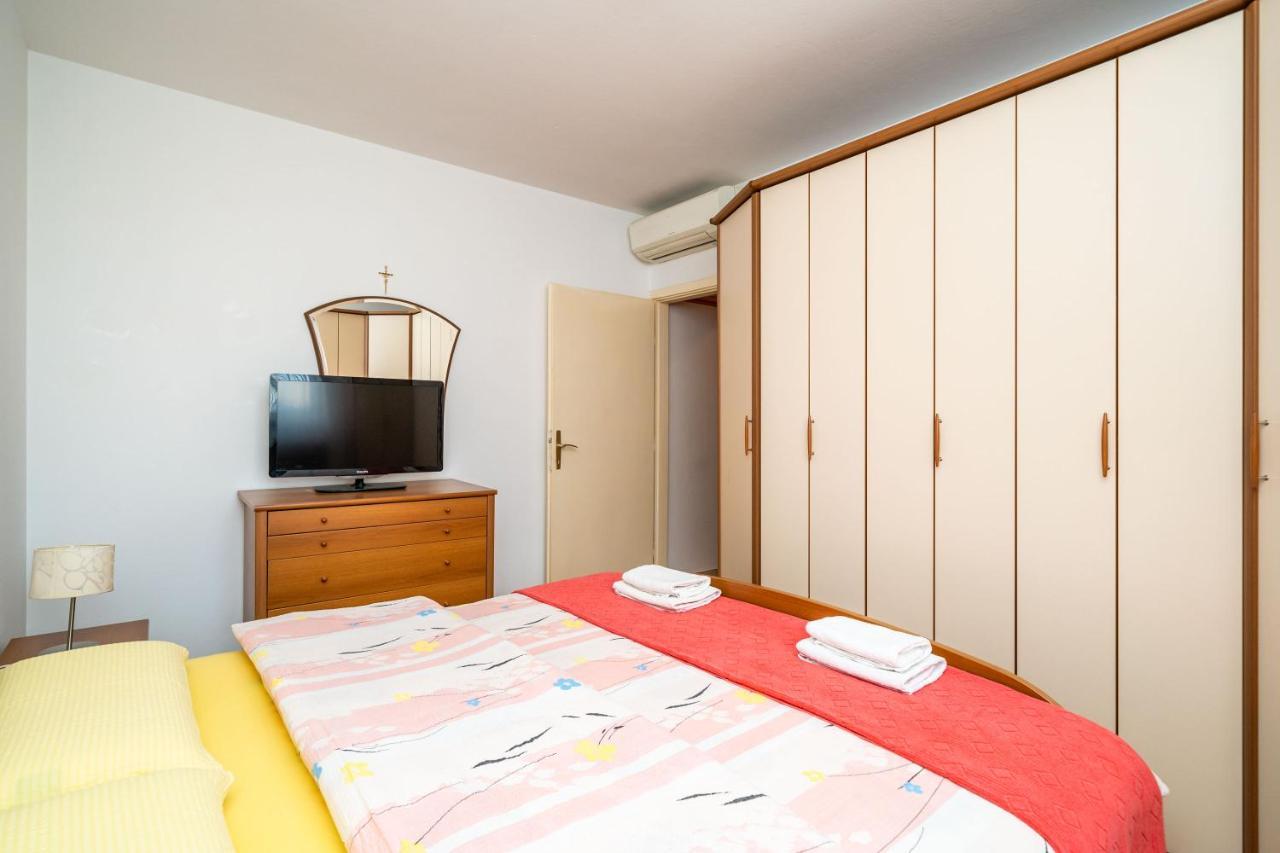 Spacious Three Bedroom Apartment Ragusa Esterno foto