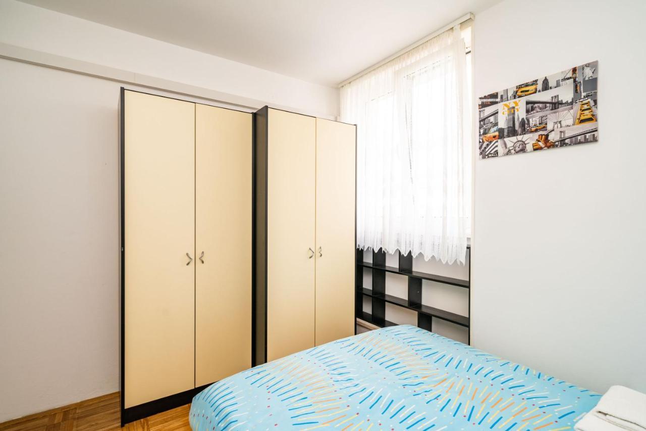 Spacious Three Bedroom Apartment Ragusa Esterno foto