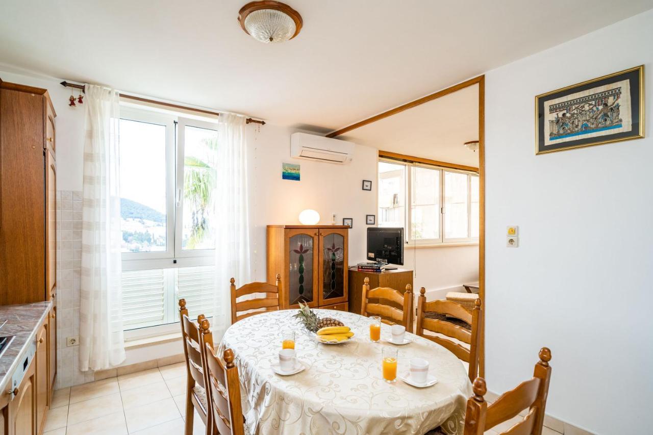 Spacious Three Bedroom Apartment Ragusa Esterno foto