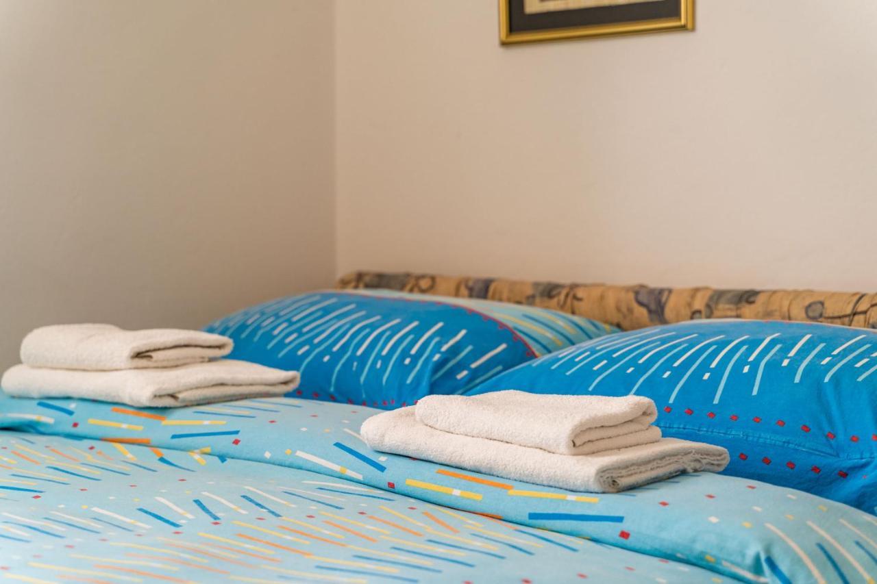 Spacious Three Bedroom Apartment Ragusa Esterno foto