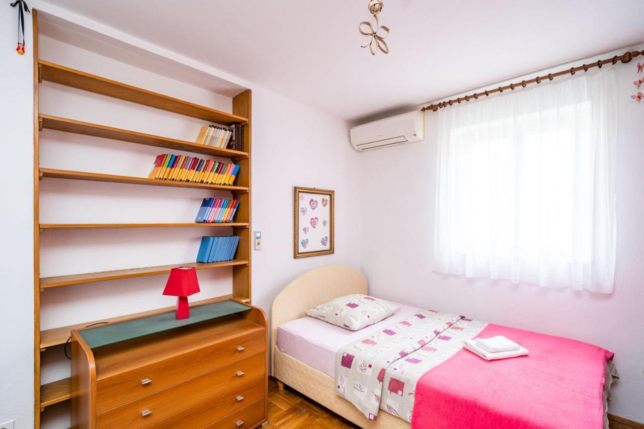 Spacious Three Bedroom Apartment Ragusa Esterno foto