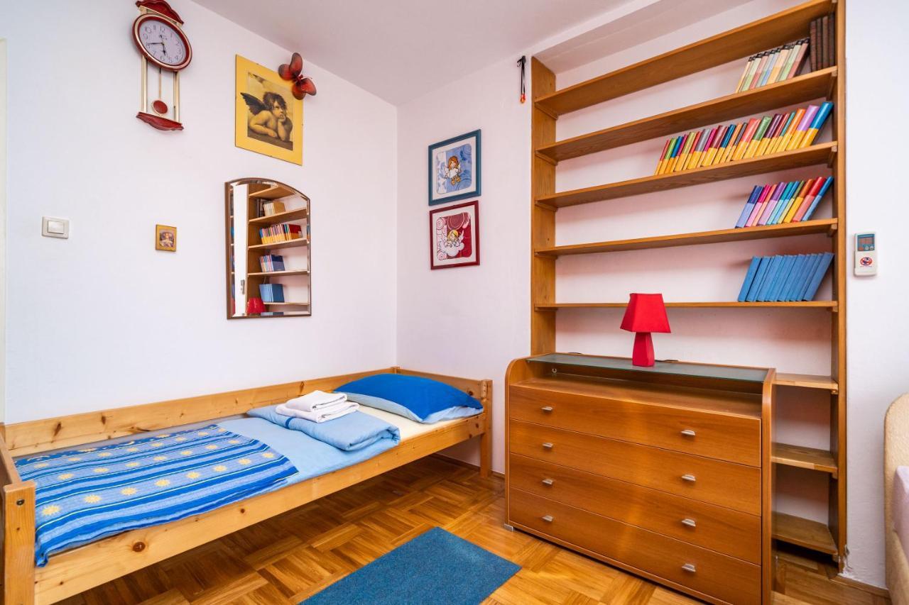 Spacious Three Bedroom Apartment Ragusa Esterno foto